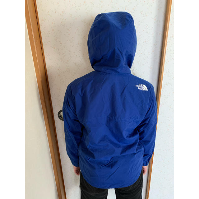 THE NORTH FACE(ザノースフェイス)のTHE NORTH FACE コンパクト ジャケット 140 キッズ/ベビー/マタニティのキッズ服男の子用(90cm~)(ジャケット/上着)の商品写真