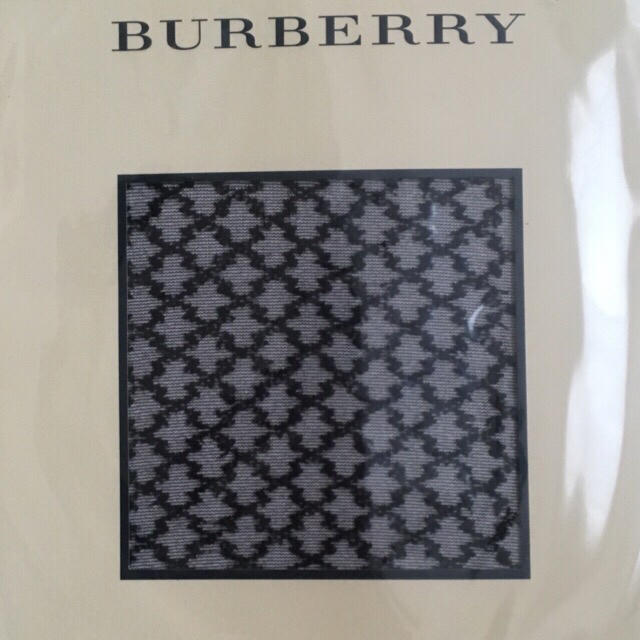 BURBERRY(バーバリー)の新品★BURBERRY 柄ストッキング レディースのレッグウェア(タイツ/ストッキング)の商品写真
