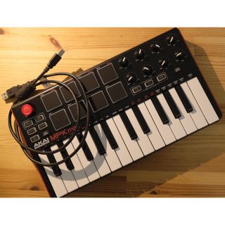 AKAI MPK mini MK2 USBキーボード(MIDIコントローラー)