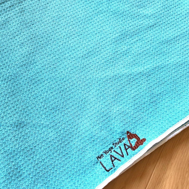 LAVA YOGA RUG ヨガマット ラグ ブルー   スポーツ/アウトドアのトレーニング/エクササイズ(ヨガ)の商品写真