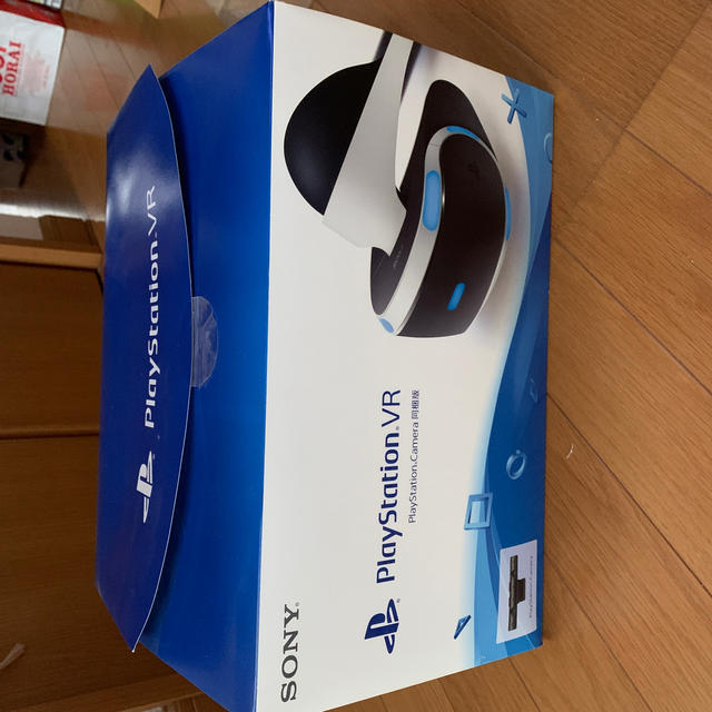 PlayStation VR(プレイステーションヴィーアール)のPlay Station VR camera同梱版 エンタメ/ホビーのゲームソフト/ゲーム機本体(家庭用ゲーム機本体)の商品写真