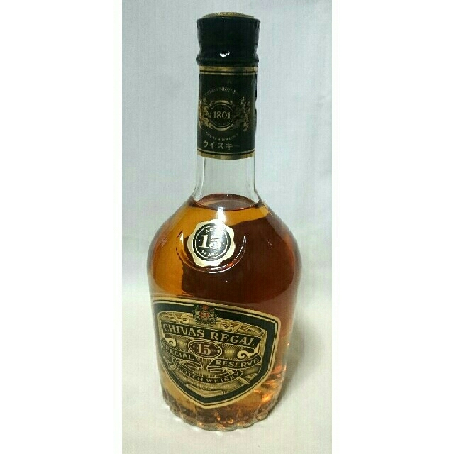 人気のスコッチウイスキー(シーバスリーガル15年)フルボト未開封 超美品 激安  食品/飲料/酒の酒(ウイスキー)の商品写真