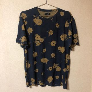 ザラ(ZARA)のZARA 総柄ｶｯﾄｿｰ Tｼｬﾂ(Tシャツ/カットソー(半袖/袖なし))