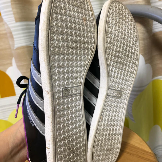 adidas(アディダス)の最終値下げ adidas neo スニーカー 24.0 レディースの靴/シューズ(スニーカー)の商品写真