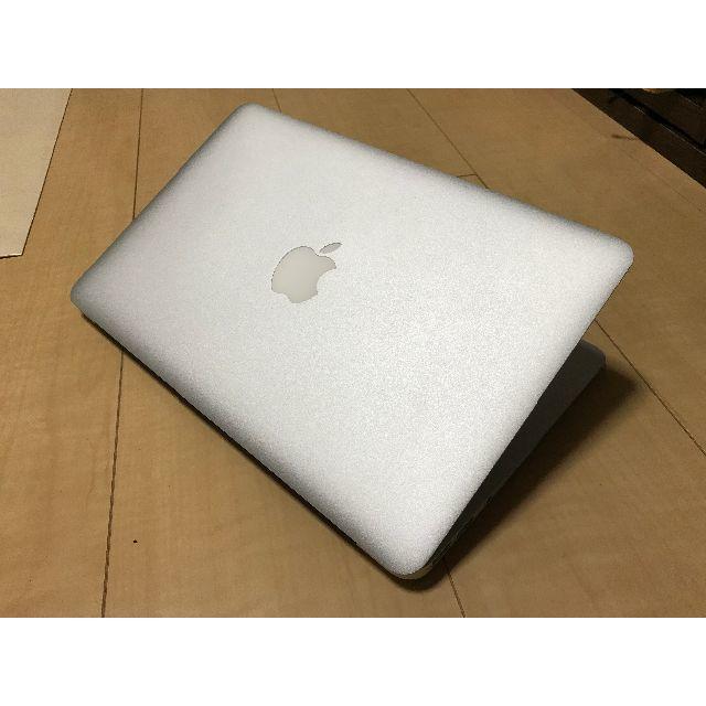 Apple(アップル)のMacBook Air 11インチ Core i7 256GB /4GB スマホ/家電/カメラのPC/タブレット(ノートPC)の商品写真