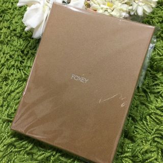 フォクシー(FOXEY)の新品フォクシー　レディレザーブックカバー　型押し　贈り物にも(その他)