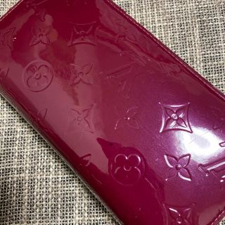 ルイヴィトン(LOUIS VUITTON)のルイヴィトン★ヴェルニ★パープル！(財布)