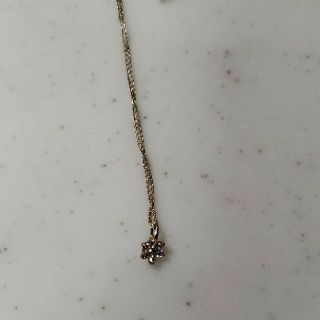 スタージュエリー(STAR JEWELRY)のスタージュエリー花モチーフネックレス(ネックレス)