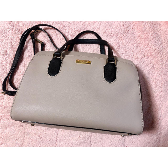 kate spade new york(ケイトスペードニューヨーク)の値下げしました！【送料込み】ケイトスペード　ショルダーバッグ レディースのバッグ(ショルダーバッグ)の商品写真