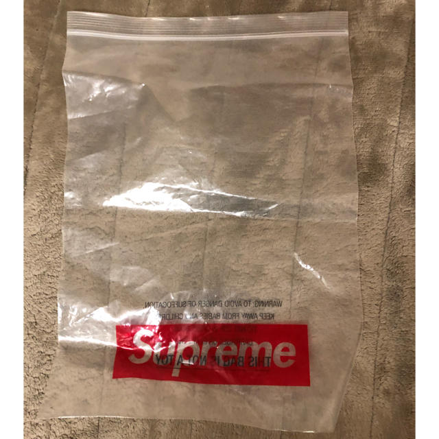 Supreme(シュプリーム)のさき様専用　Supreme ショッパー(袋) レディースのバッグ(ショップ袋)の商品写真