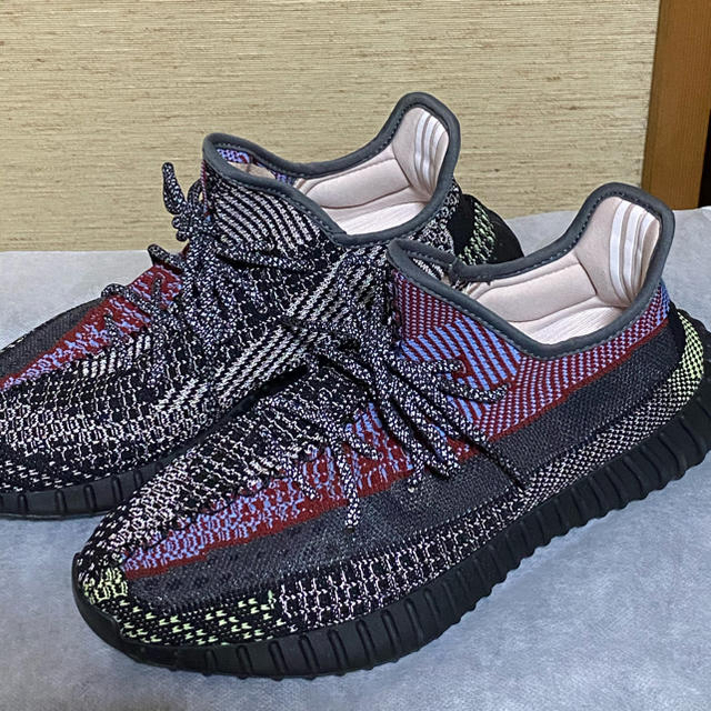 早い者勝ち！Adidas Yeezy Boost