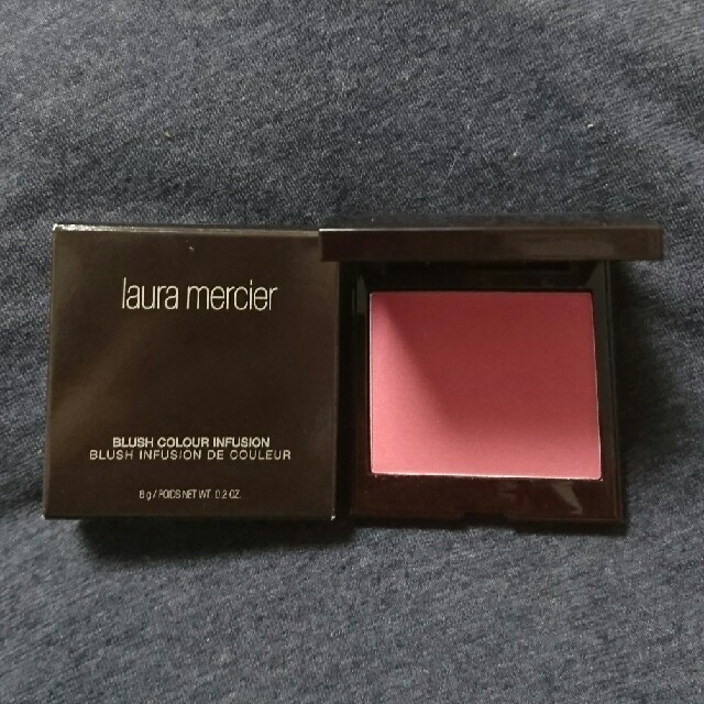 laura mercier(ローラメルシエ)のローラメルシエ　ブラッシュ　サングリア コスメ/美容のベースメイク/化粧品(チーク)の商品写真