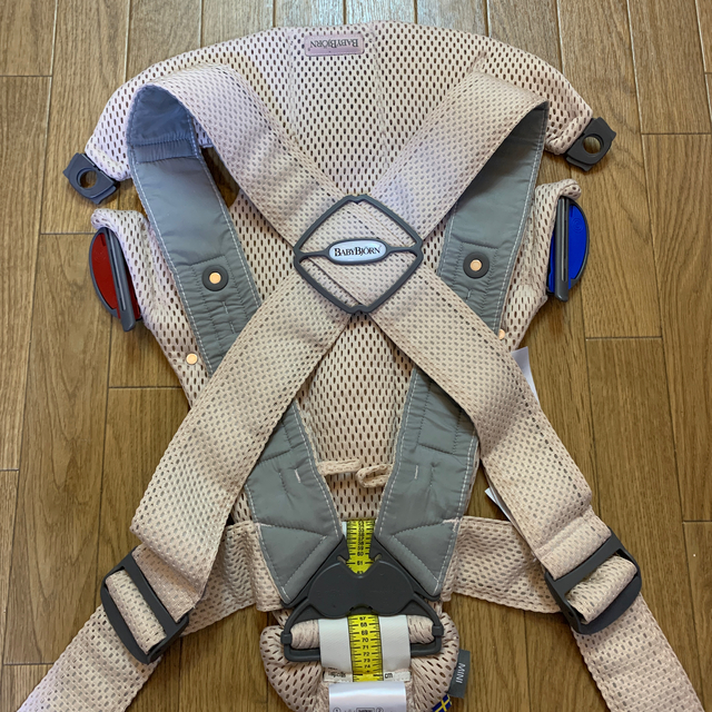 BABYBJORN(ベビービョルン)の抱っこ紐 ベビージョルン キッズ/ベビー/マタニティの外出/移動用品(抱っこひも/おんぶひも)の商品写真