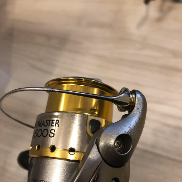 SHIMANO(シマノ)のシマノ　バイオマスター2500S スポーツ/アウトドアのフィッシング(リール)の商品写真