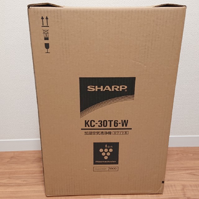 SHARP(シャープ)の【新品】シャープ★加湿空気清浄機 KC-30T6-W プラズマクラスター7000 スマホ/家電/カメラの生活家電(空気清浄器)の商品写真