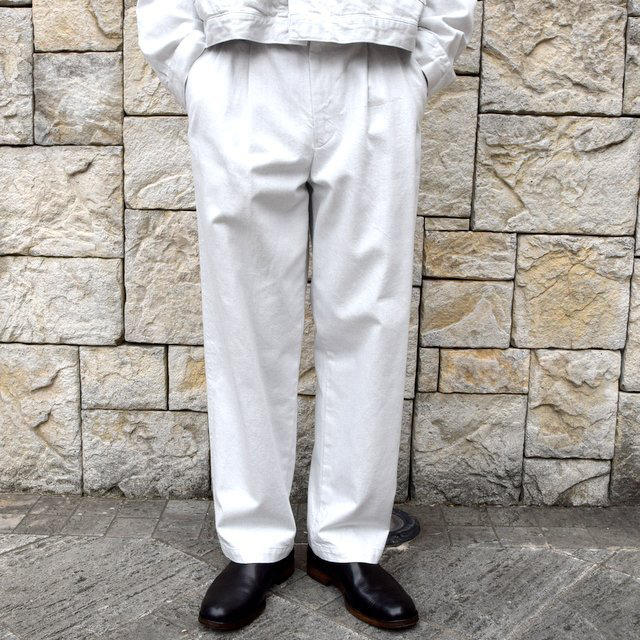 【新品】YOKE 2TUCK WIDE TROUSERS