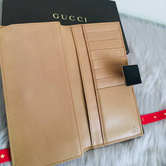 Gucci(グッチ)の美品　グッチ　二つ折り　長財布　wホック レディースのファッション小物(財布)の商品写真