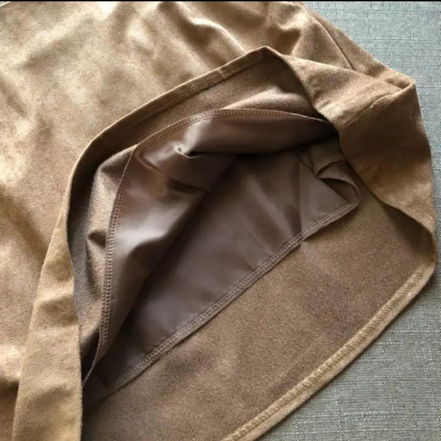 dholic(ディーホリック)の新品タグ付　DHOLIC  ミニスカート　Mサイズ　ベージュ茶系 レディースのスカート(ミニスカート)の商品写真