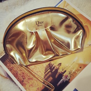 ディオール(Dior)のDiorのゴールドポーチ(ポーチ)