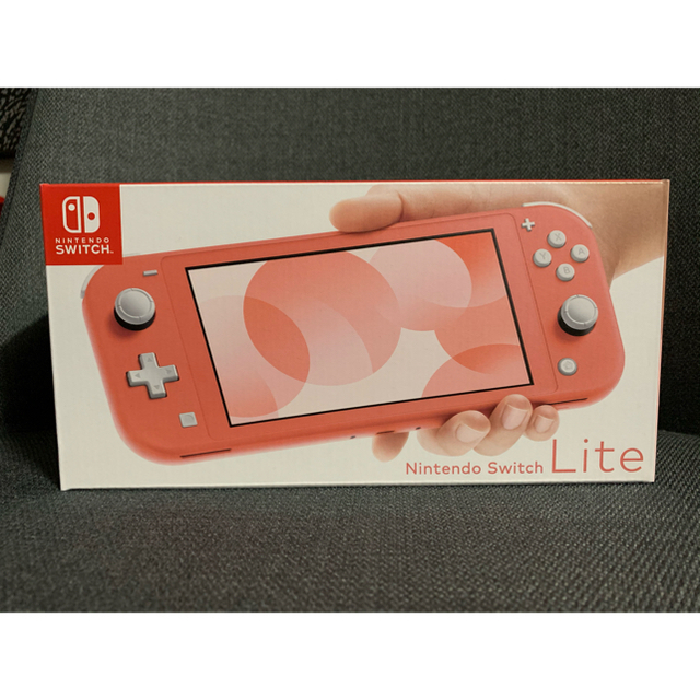 Nintendo switch lite コーラルピンク