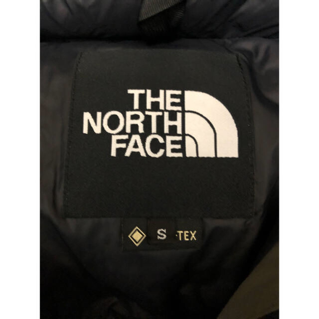 THE NORTH FACE(ザノースフェイス)の美品！ THE NORTH FACE マウンテンダウンコート S メンズのジャケット/アウター(ダウンジャケット)の商品写真