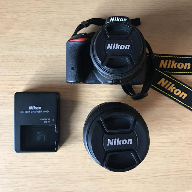 Nikon ダブルズームキット BLACKの通販 by 咲's shop｜ニコンならラクマ - Nikon D5500 HOT得価