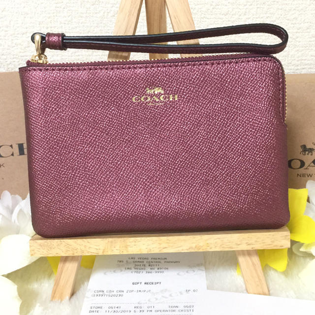 新色 ギフトボックス付 COACH コーナージップ リストレット 小物入れ