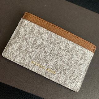 マイケルコース(Michael Kors)のマイケルコース　カードケース　新品未使用(名刺入れ/定期入れ)