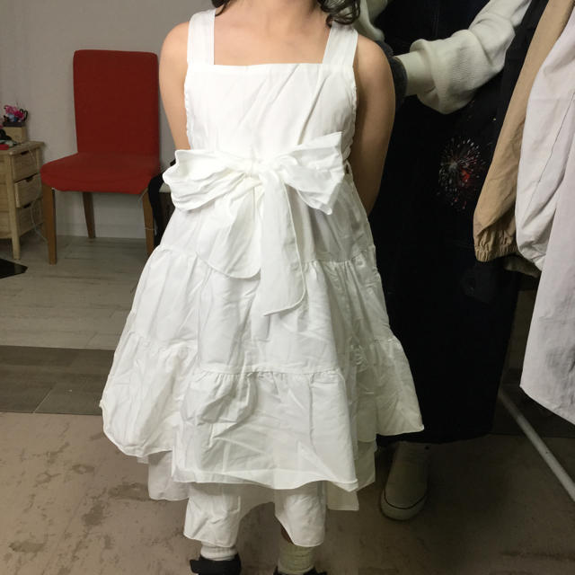 kids ボリュームティアードワンピース 白15 キッズ/ベビー/マタニティのキッズ服女の子用(90cm~)(ワンピース)の商品写真