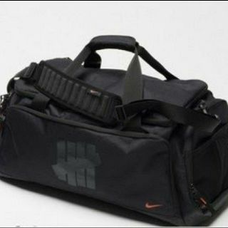 アンディフィーテッド(UNDEFEATED)のkobe NIKE undefeated bag　コービー(ボストンバッグ)