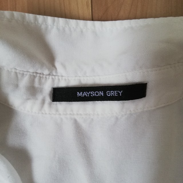 MAYSON GREY(メイソングレイ)のMAISON GREY　スキッパーシャツ レディースのトップス(シャツ/ブラウス(長袖/七分))の商品写真