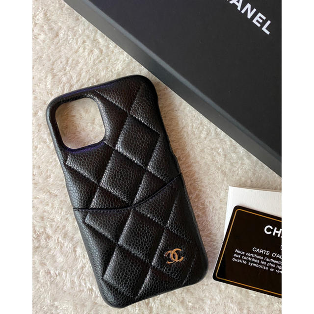 シャネルiPhone 11 pro クラシックケース　CHANEL