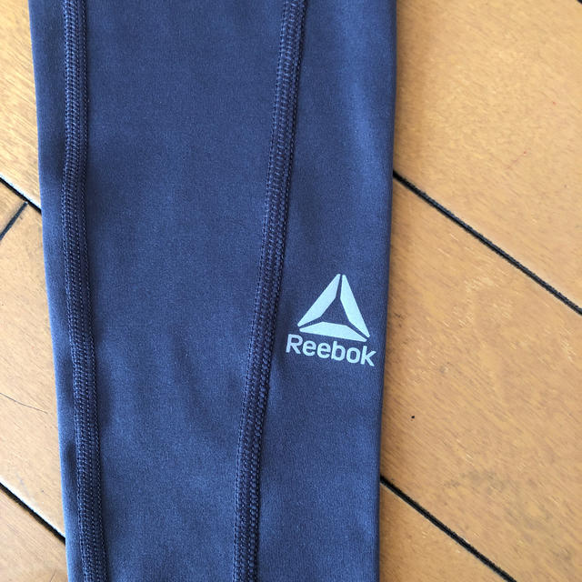 Reebok(リーボック)のReebok 新品タグ付　ランニング・ヨガレギンス　Sサイズ スポーツ/アウトドアのトレーニング/エクササイズ(ヨガ)の商品写真