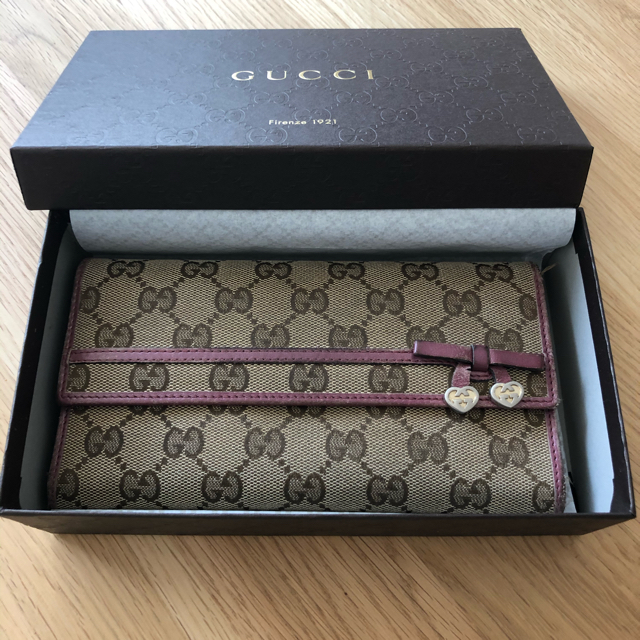 Gucci(グッチ)の【宝様専用】グッチ GUCCI 長財布 レディースのファッション小物(財布)の商品写真