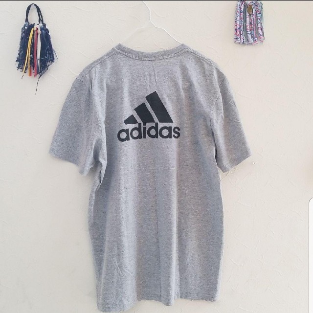 adidas(アディダス)のadidas　Tシャツ　バックプリント メンズのトップス(Tシャツ/カットソー(半袖/袖なし))の商品写真