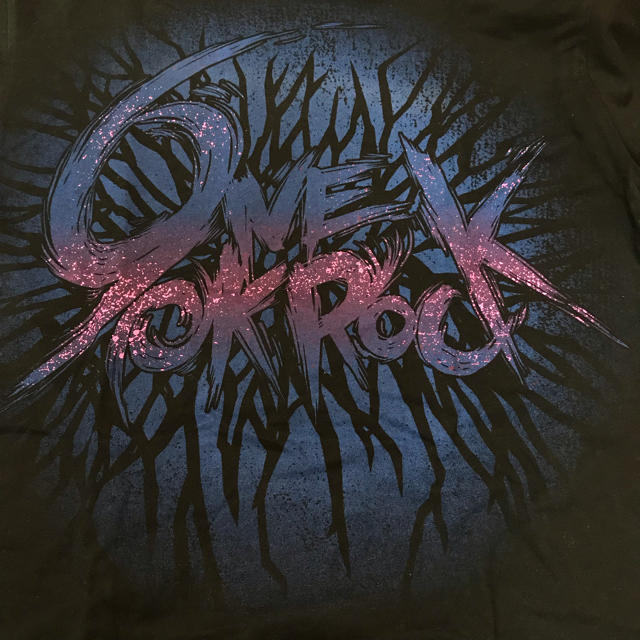 ONE OK ROCK(ワンオクロック)の【ONE OK ROCK】バンドTシャツ メンズのトップス(Tシャツ/カットソー(半袖/袖なし))の商品写真