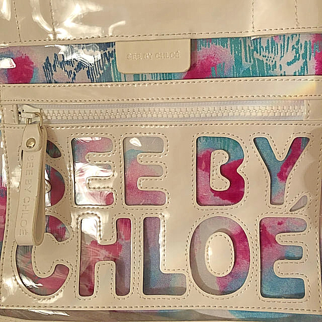 SEE BY CHLOE(シーバイクロエ)の【最終価格】see by Chloe シーバイクロエ サマーバッグ　白　美品 レディースのバッグ(トートバッグ)の商品写真