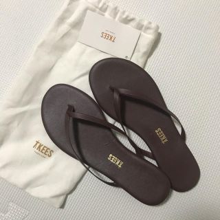 ビームス(BEAMS)のティキーズ Tkees サンダル　新品未使用(サンダル)