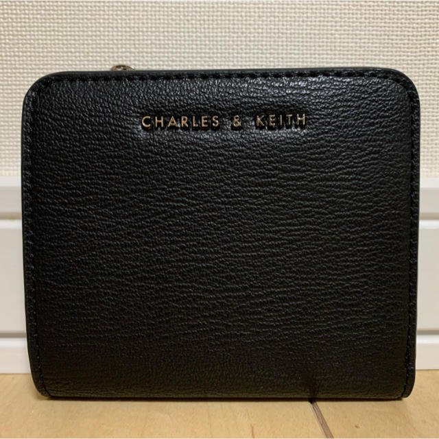 Charles and Keith(チャールズアンドキース)のチャールズアンドキース ミニ財布 CHARLES & KEITH レディースのファッション小物(財布)の商品写真