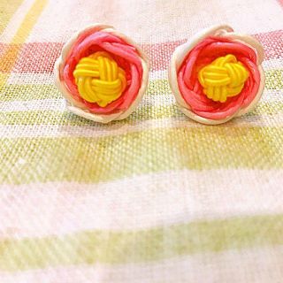 水引細工　梅結びピアス（ピンク）(ピアス)