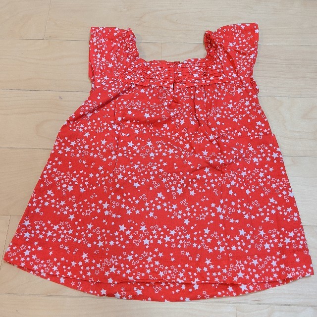 babyGAP(ベビーギャップ)のbabyGAP トップス110 キッズ/ベビー/マタニティのキッズ服女の子用(90cm~)(Tシャツ/カットソー)の商品写真