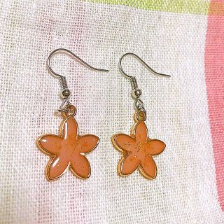 桜のモチーフピアス(ピアス)