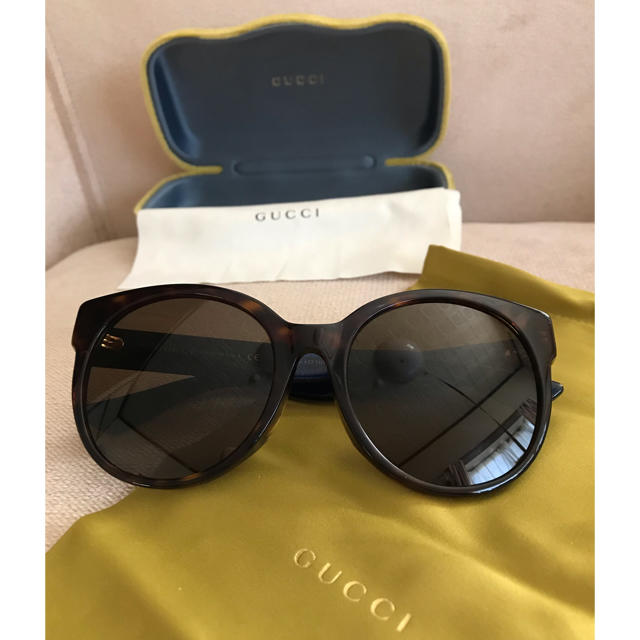 Gucci(グッチ)のGUCCI サングラス　レディース レディースのファッション小物(サングラス/メガネ)の商品写真