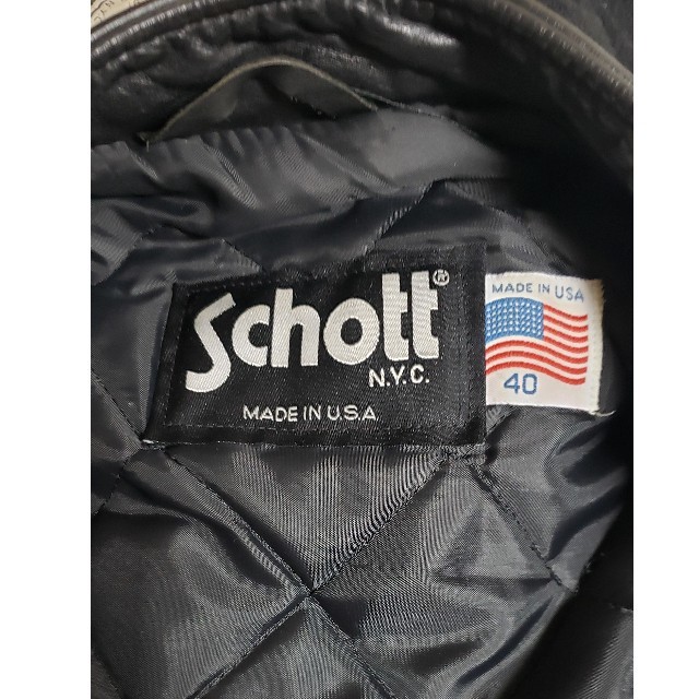 schott(ショット)のショット シングルライダース 革ジャン 40インチ メンズのジャケット/アウター(ライダースジャケット)の商品写真