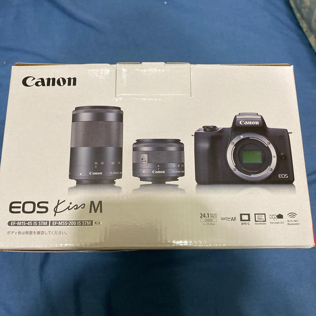 Canon ミラーレス一眼カメラ　EOS Kiss M 未使用