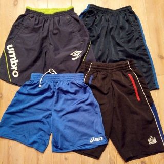 アンブロ(UMBRO)のフットサル　サッカー　ハーフパンツ　150  ４枚セット(ウェア)