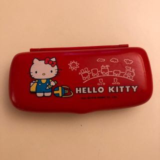 ハローキティ(ハローキティ)のキティちゃん　サンリオマーク　kitty 昭和レトロ　メガネケース(キャラクターグッズ)