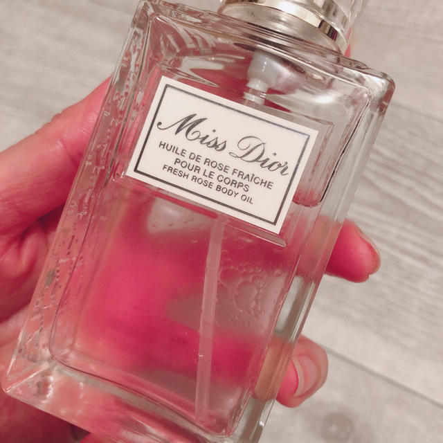 ミス ディオール シルキー ボディ ミスト 100ml メイク道具 | d-edge