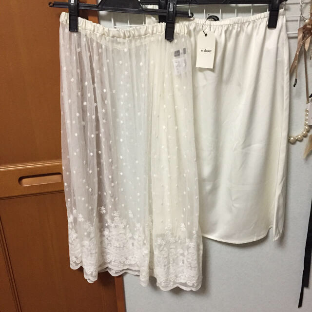 w closet(ダブルクローゼット)の刺繍チュールスカート🎀 レディースのスカート(ひざ丈スカート)の商品写真