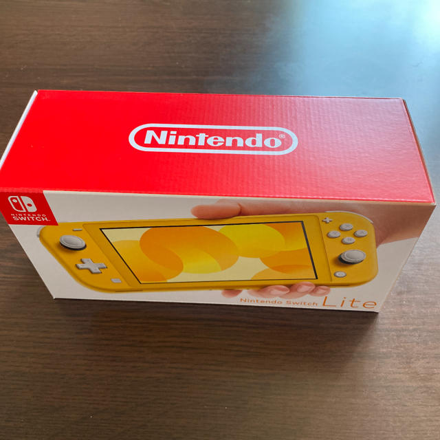 【新品未使用】【送料無料】Nintendo Switch Lite イエロー